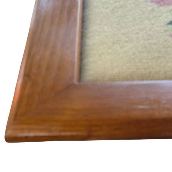 Vtg Handmade Needlepoint Framed Floral Bouquet Picture 26.5 x 22.5 Cottage Core - Picture 5 of 16